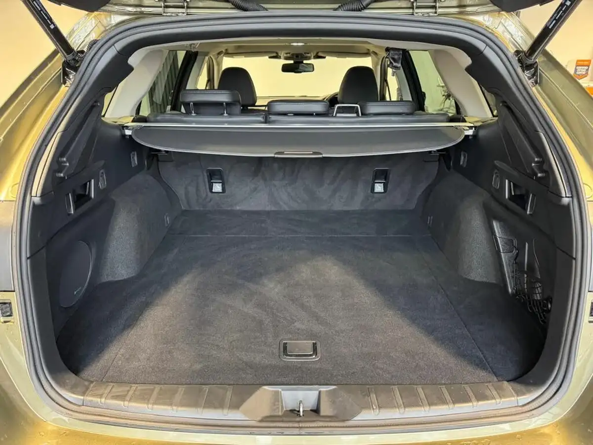 2023-subaru-outback-25i-touring-big-32