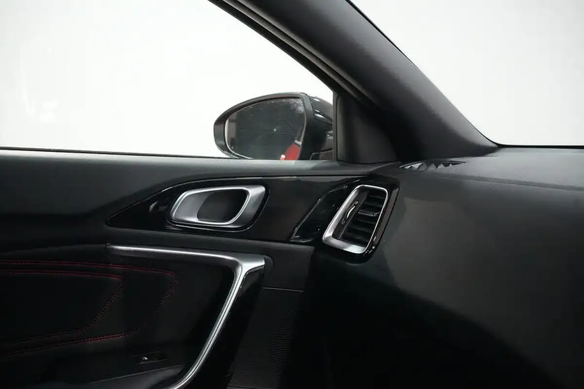 2021-kia-pro-ceed-16-t-gdi-gt-big-41