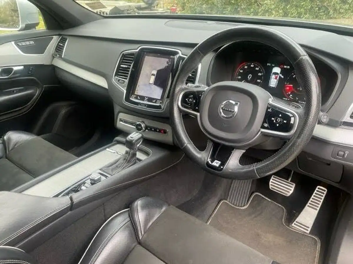 2016-volvo-xc90-20td-r-design-big-13