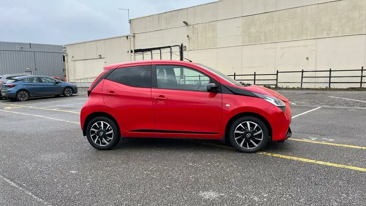 2021-toyota-aygo-10-vvt-i-x-trend-tss-x-shift-big-15