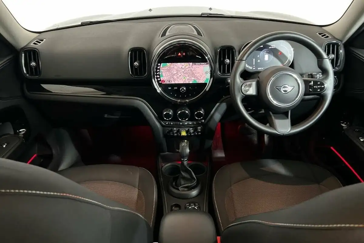 2021-mini-countryman-15-cooper-s-e-phev-classic-comfort-big-9