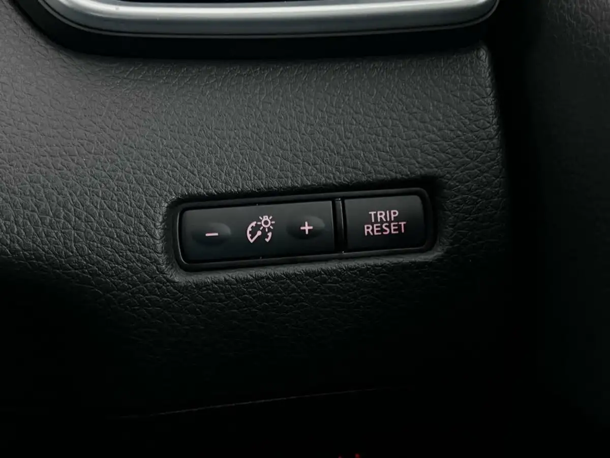 2019-nissan-qashqai-15dci-n-motion-drive-assist-pack-big-27