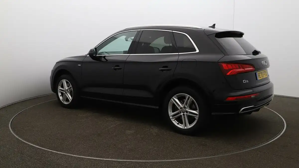 2020-audi-q5-20-50-tfsi-e-s-line-big-26