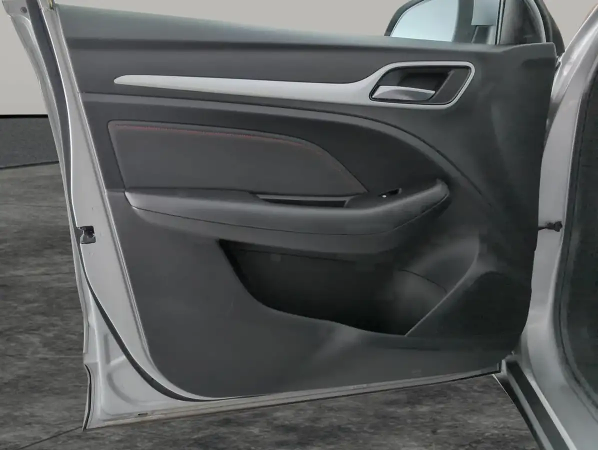 2022-mg-zs-suv-e-trophy-ev-176ps-big-34