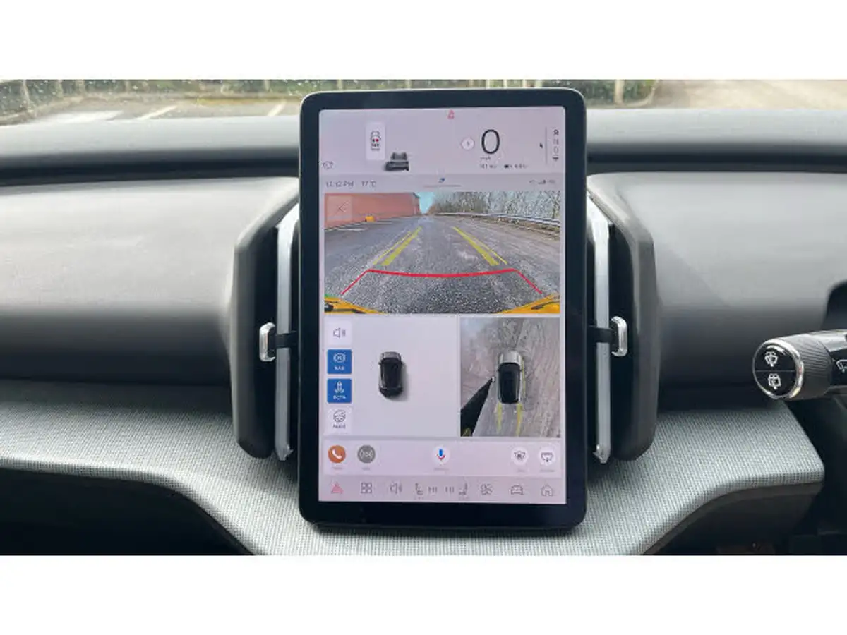 2024-volvo-ex30-e-single-motor-ultra-big-26