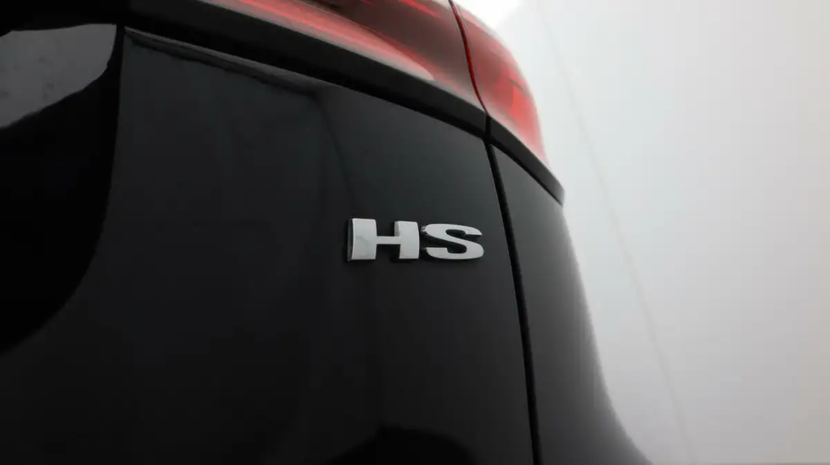 2022-mg-hs-15t-gdi-excite-162ps-big-22