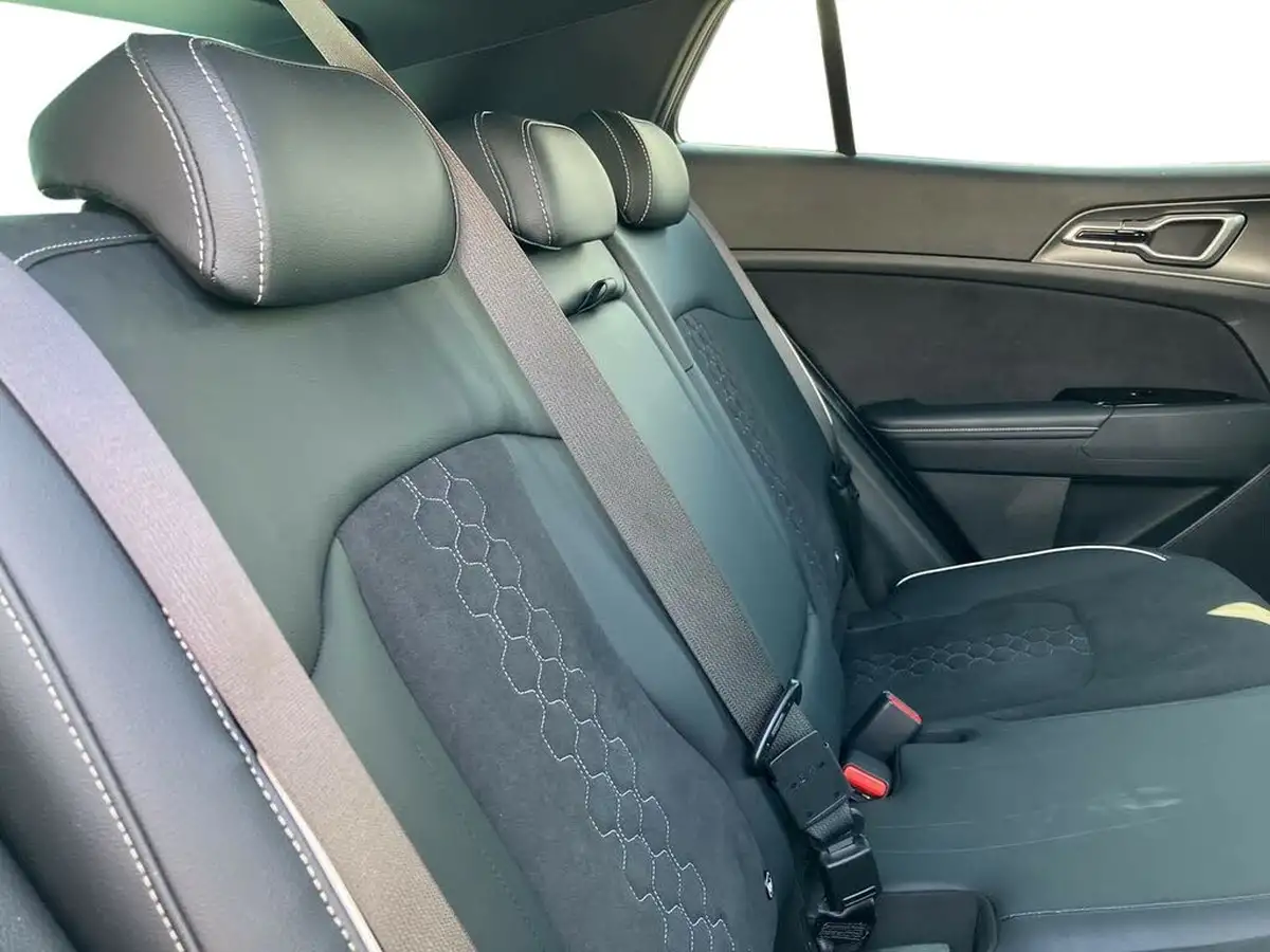 2024-kia-sportage-16-t-gdi-gt-line-157bhp-48v-dct-big-18