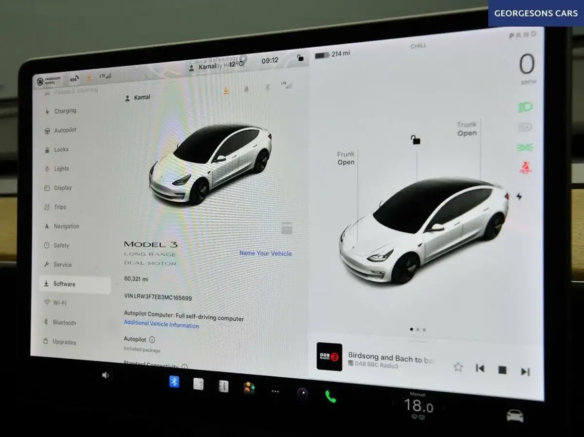 2021-tesla-model-3-e-long-range-4x4-big-25