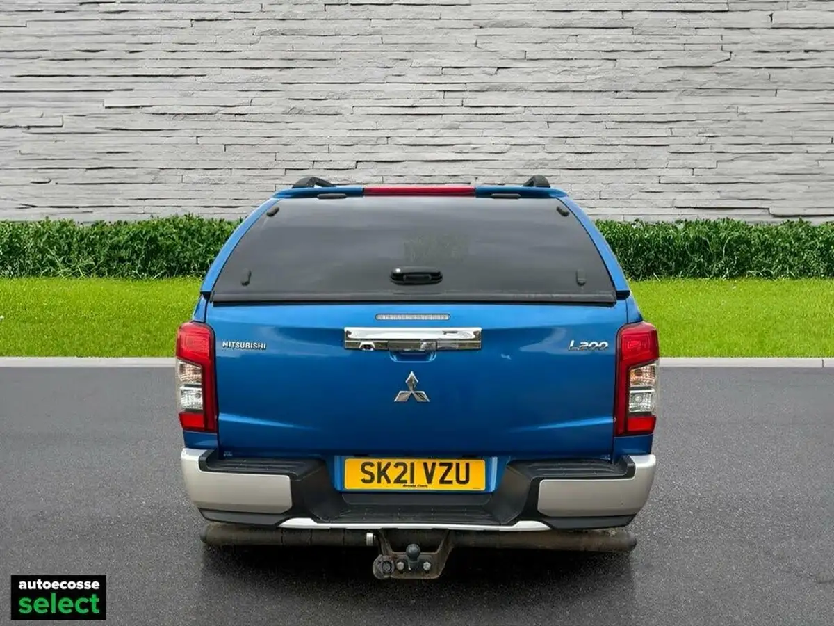 2021-mitsubishi-l200-22di-d-warrior-big-5