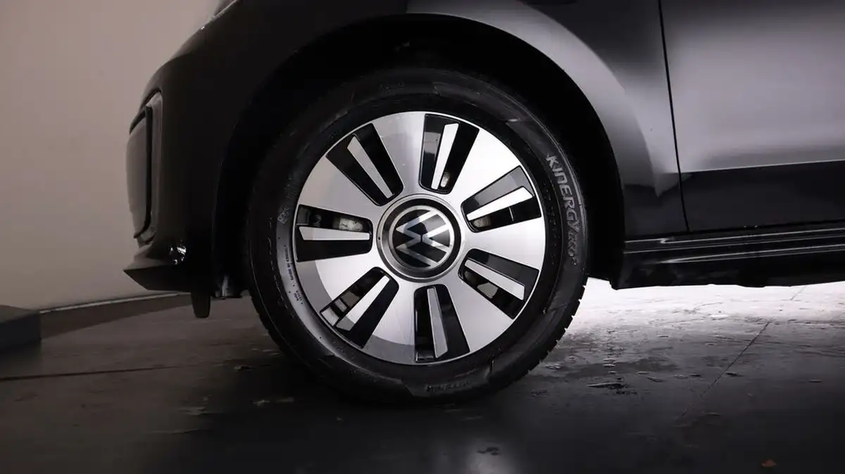 2022-volkswagen-up-e-e-up-big-16