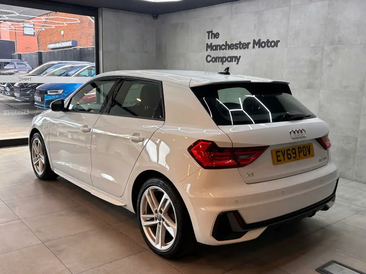 2019-audi-a1-10-30-tfsi-s-line-tronic-big-14