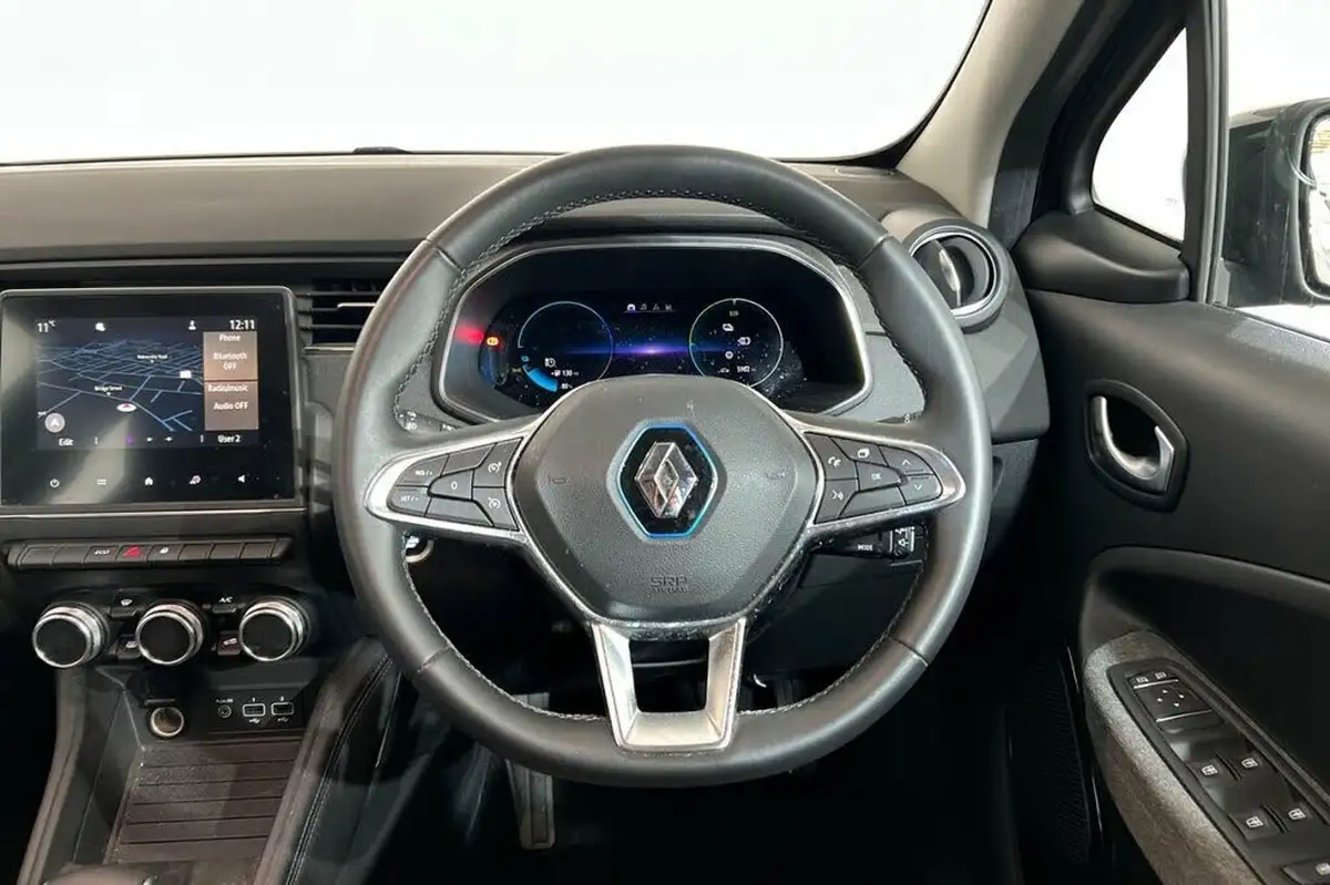 2021-renault-zoe-e-i-iconic-135ps-r135ze50-big-11