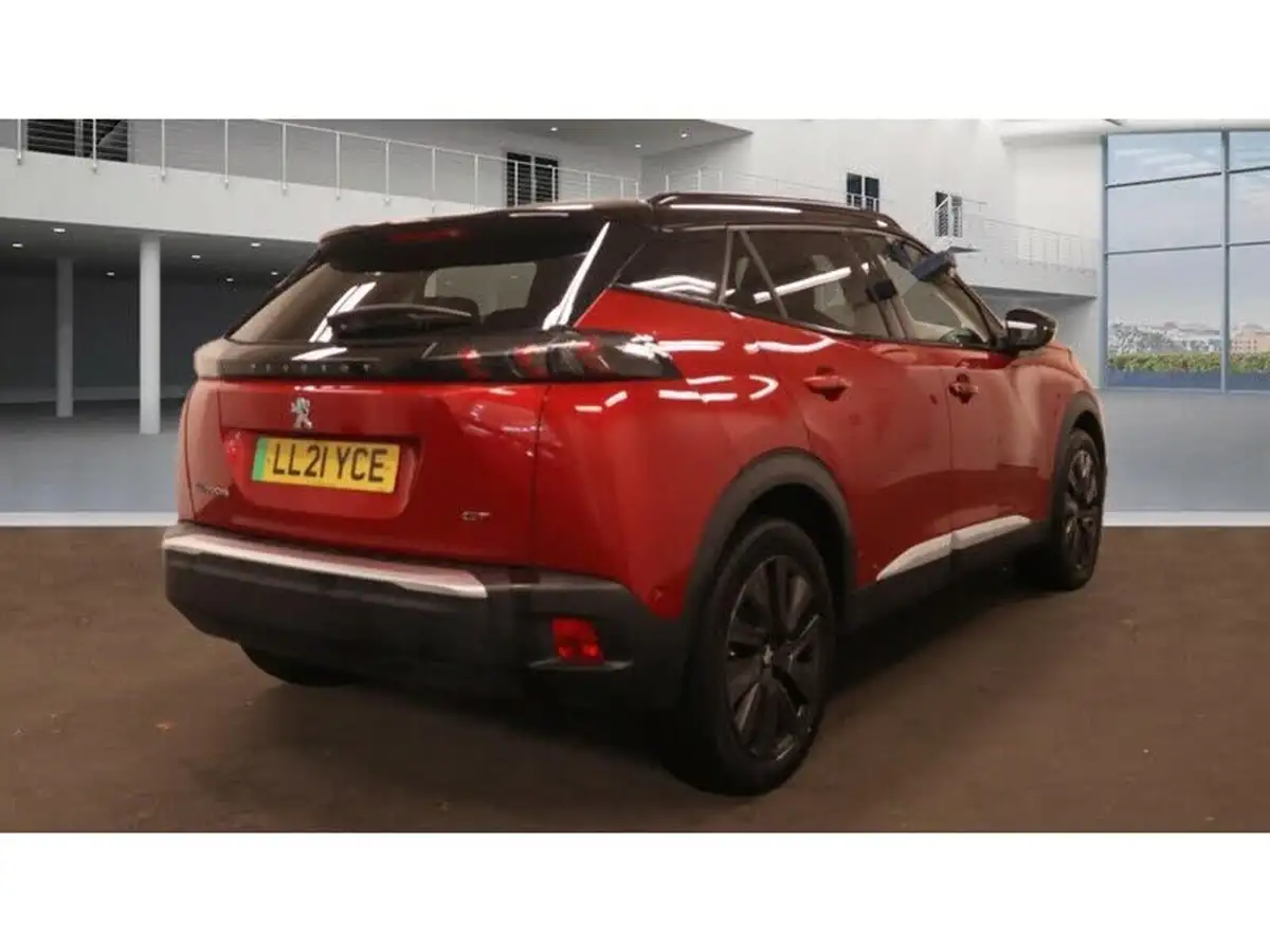 2021-peugeot-2008-suv-e-gt-premium-big-4