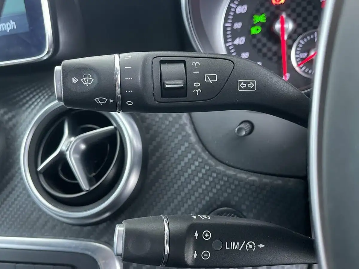 2016-mercedes-benz-a-class-21d-a200d-amg-line-136ps-premiumss-7g-dct-big-53