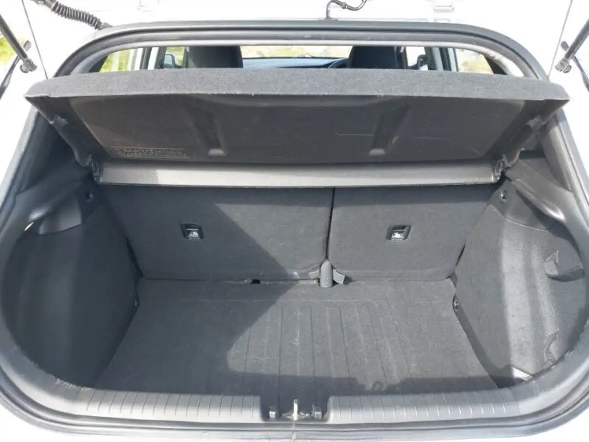 2018-hyundai-i20-12-s-connect-big-7