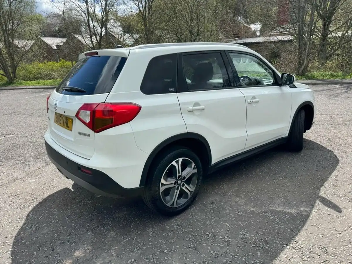 2018-suzuki-vitara-16-sz5-big-6