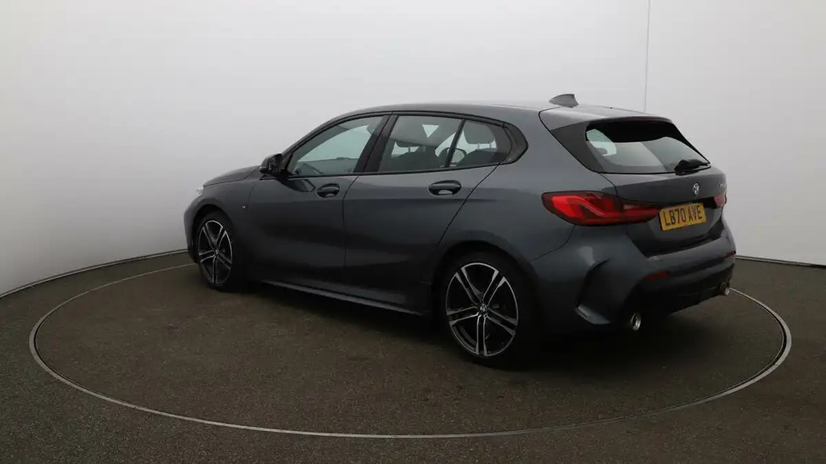 2020-bmw-1-series-20td-118d-m-sport-big-5