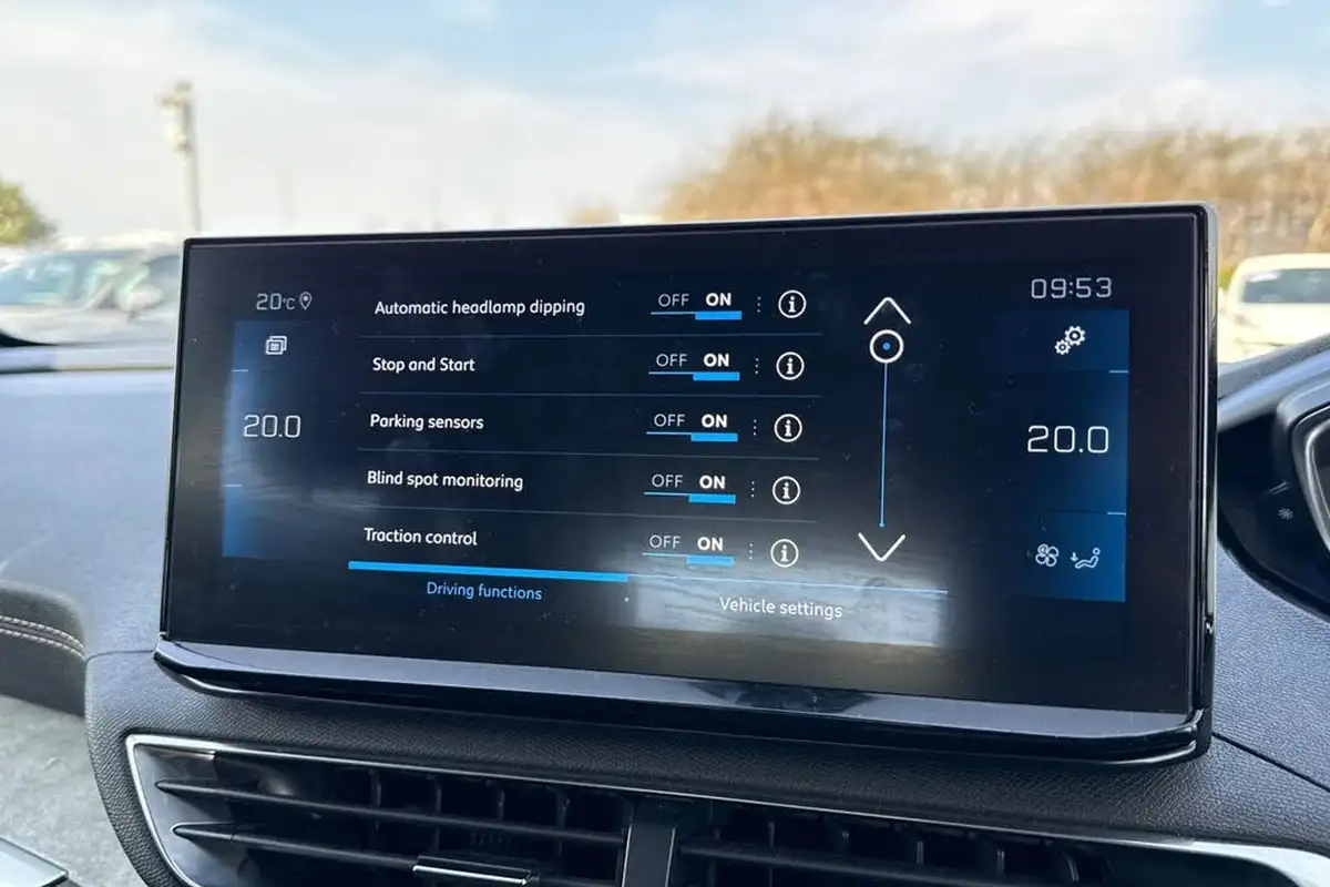 2021-peugeot-3008-suv-12-puretech-gt-big-53