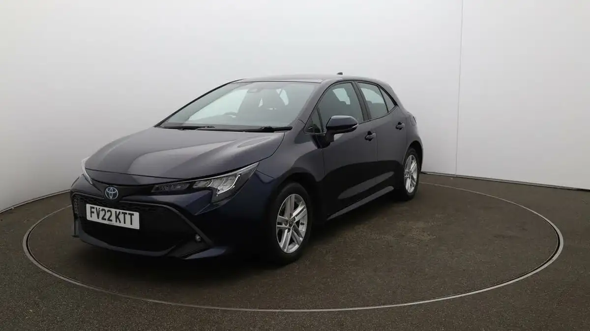 2022-toyota-corolla-18-vvt-i-icon-tech-trk-hatchback-5d-big-28