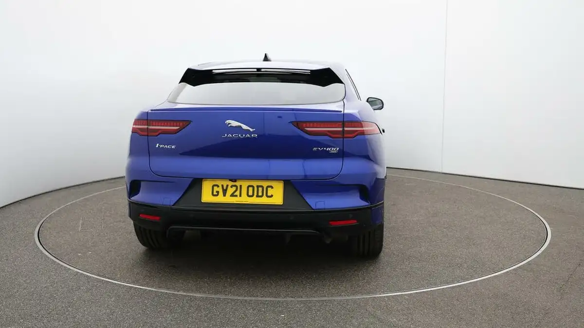 2021-jaguar-i-pace-ev400-hse-big-6