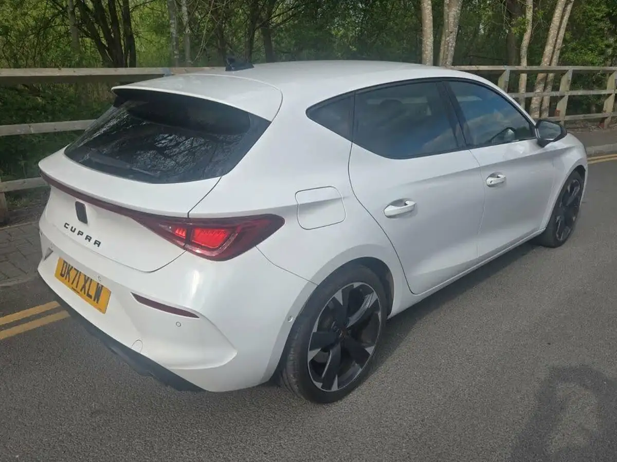 2021-cupra-leon-nf-20-tsi-vz1-big-3