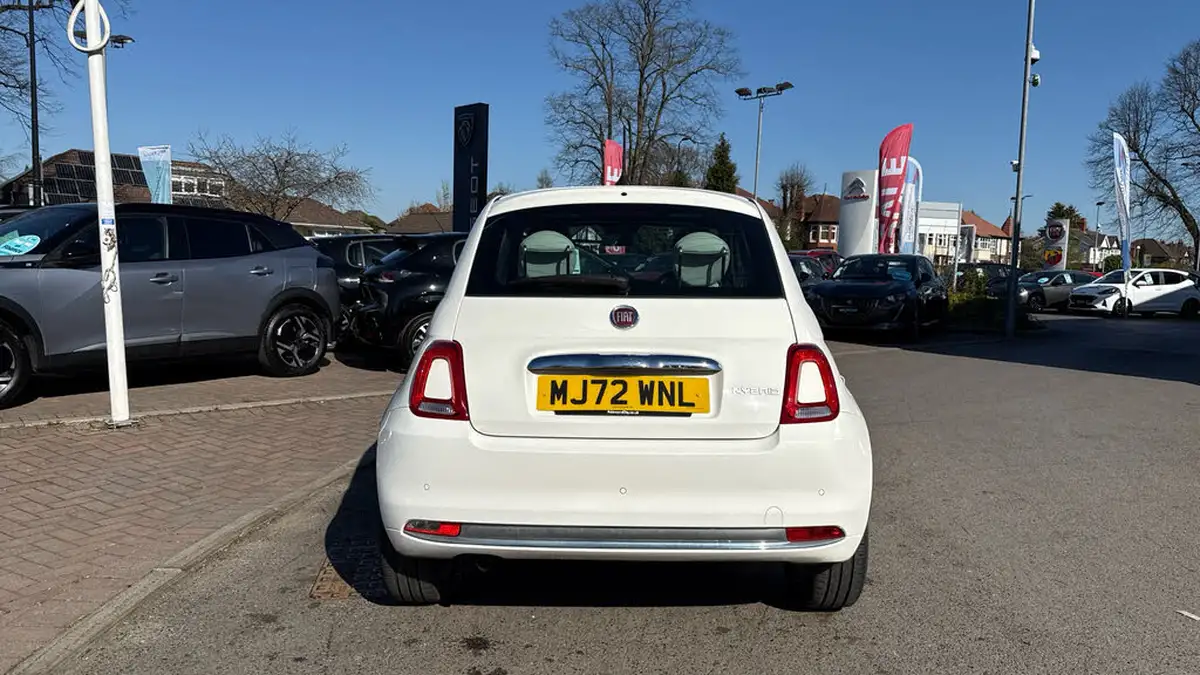 2022-fiat-500-10-dolcevita-big-8