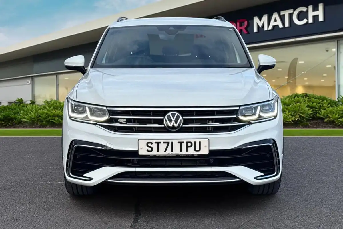 2022-volkswagen-tiguan-15-tsi-r-line-big-5