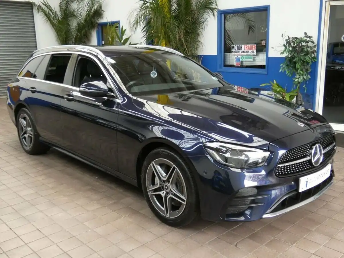 2021-mercedes-benz-e-class-big-33