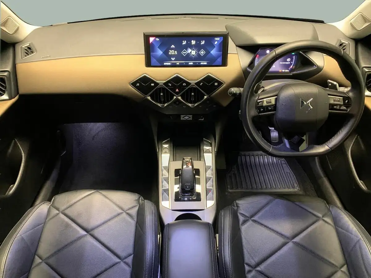 2019-ds-ds-3-crossback-12-puretech-prestige-130ps-eat8-big-5