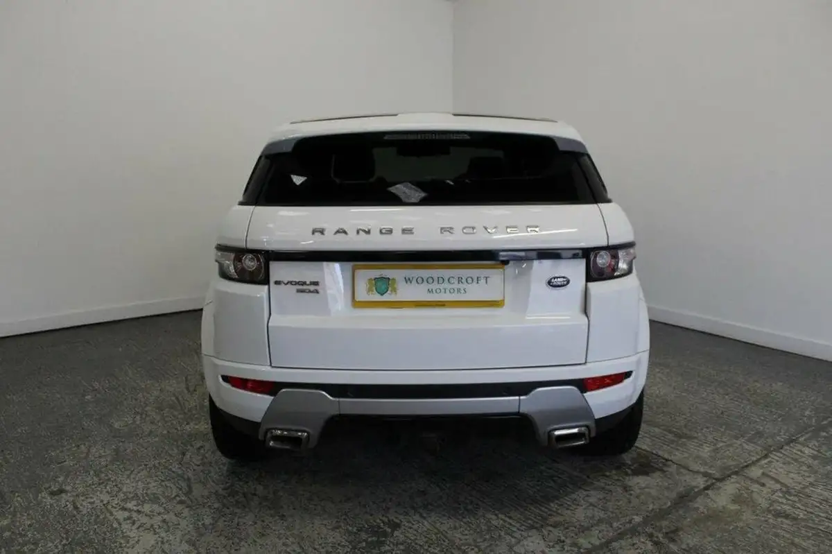 2014-land-rover-range-rover-evoque-22sd4-dynamic-hatchback-5d-auto-big-9