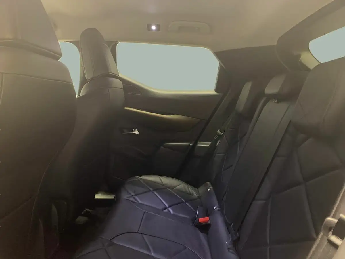 2019-ds-ds-3-crossback-12-puretech-prestige-130ps-eat8-big-24