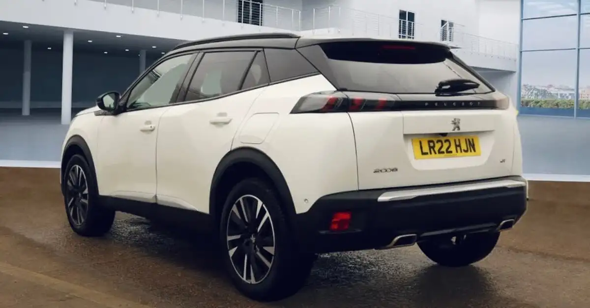 2022-peugeot-2008-suv-12-puretech-gt-premium-130bhp-big-7