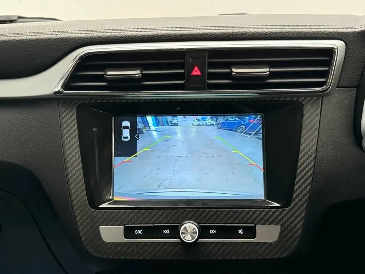 2018-mg-zs-suv-15-vti-tech-exclusive-big-17