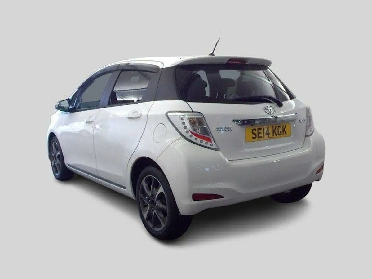 2014-toyota-yaris-133-trend-smart-pack-big-11