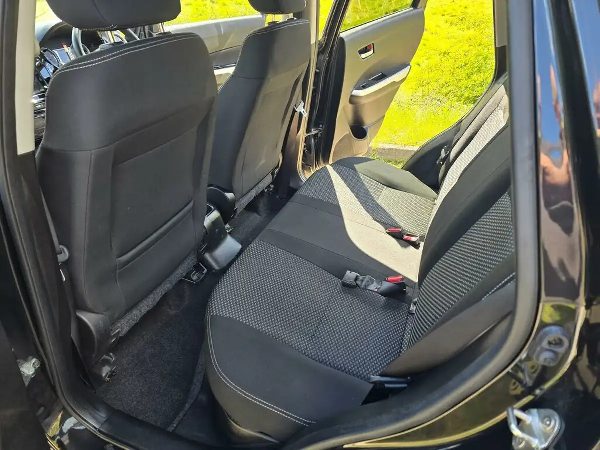2017-suzuki-vitara-16-kuro-big-34