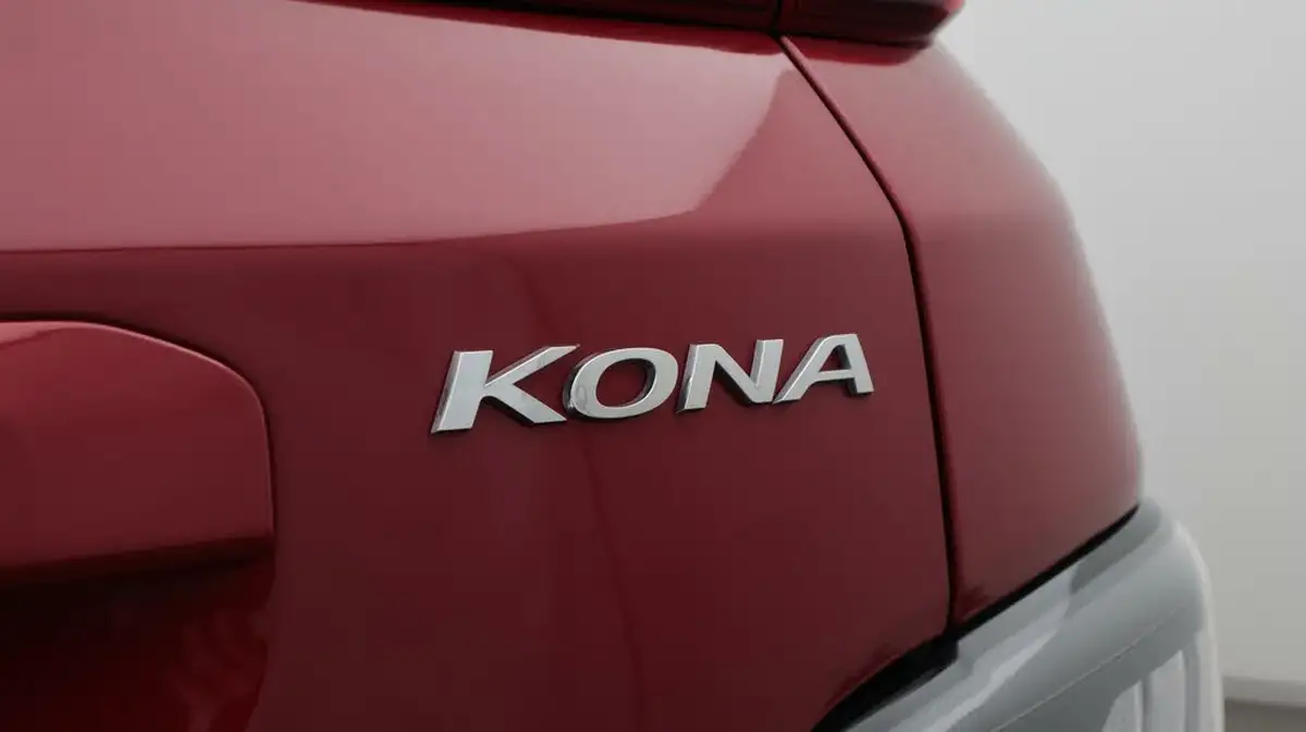 2021-hyundai-kona-e-ultimate-big-23
