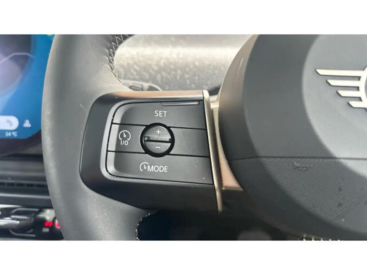 2024-mini-cooper-e-cooper-se-exclusive-big-16