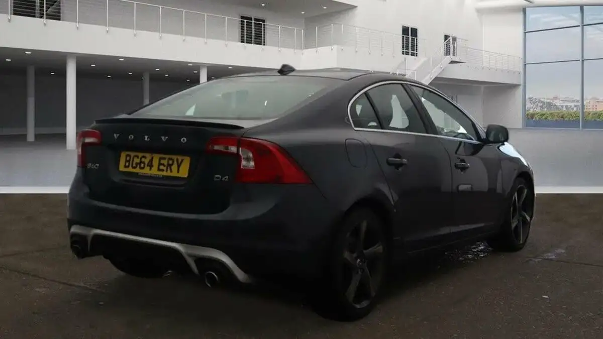 2014-volvo-s60-20td-d4-r-design-lux-181bhp-1969cc-geartronic-big-3