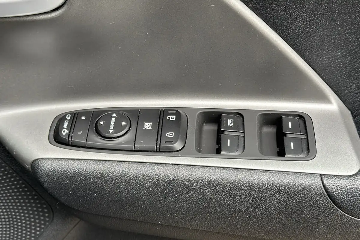 2022-kia-niro-16-gdi-2-139bhp-156kwh-big-20