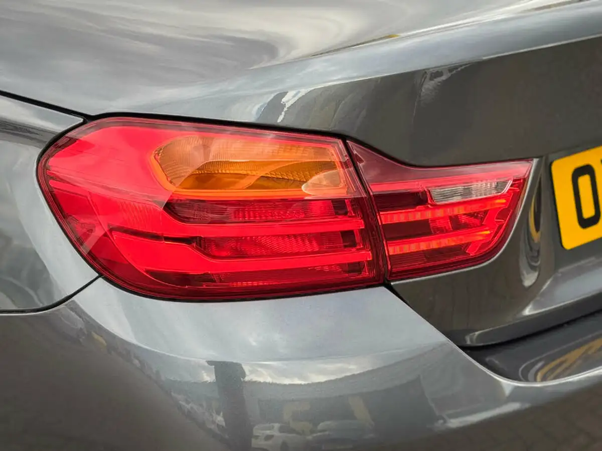 2014-bmw-4-series-30-m4-convertible-m-dct-big-46