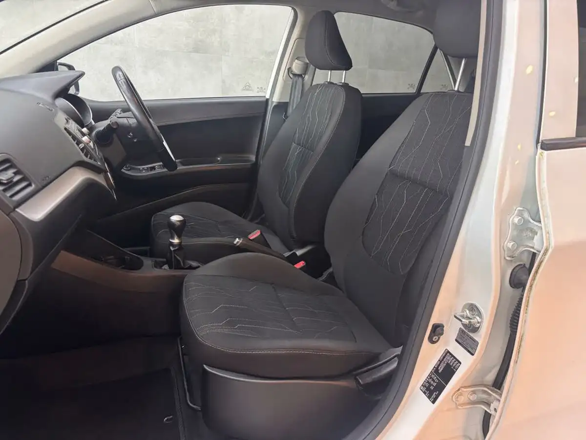 2017-kia-picanto-10-se-big-36