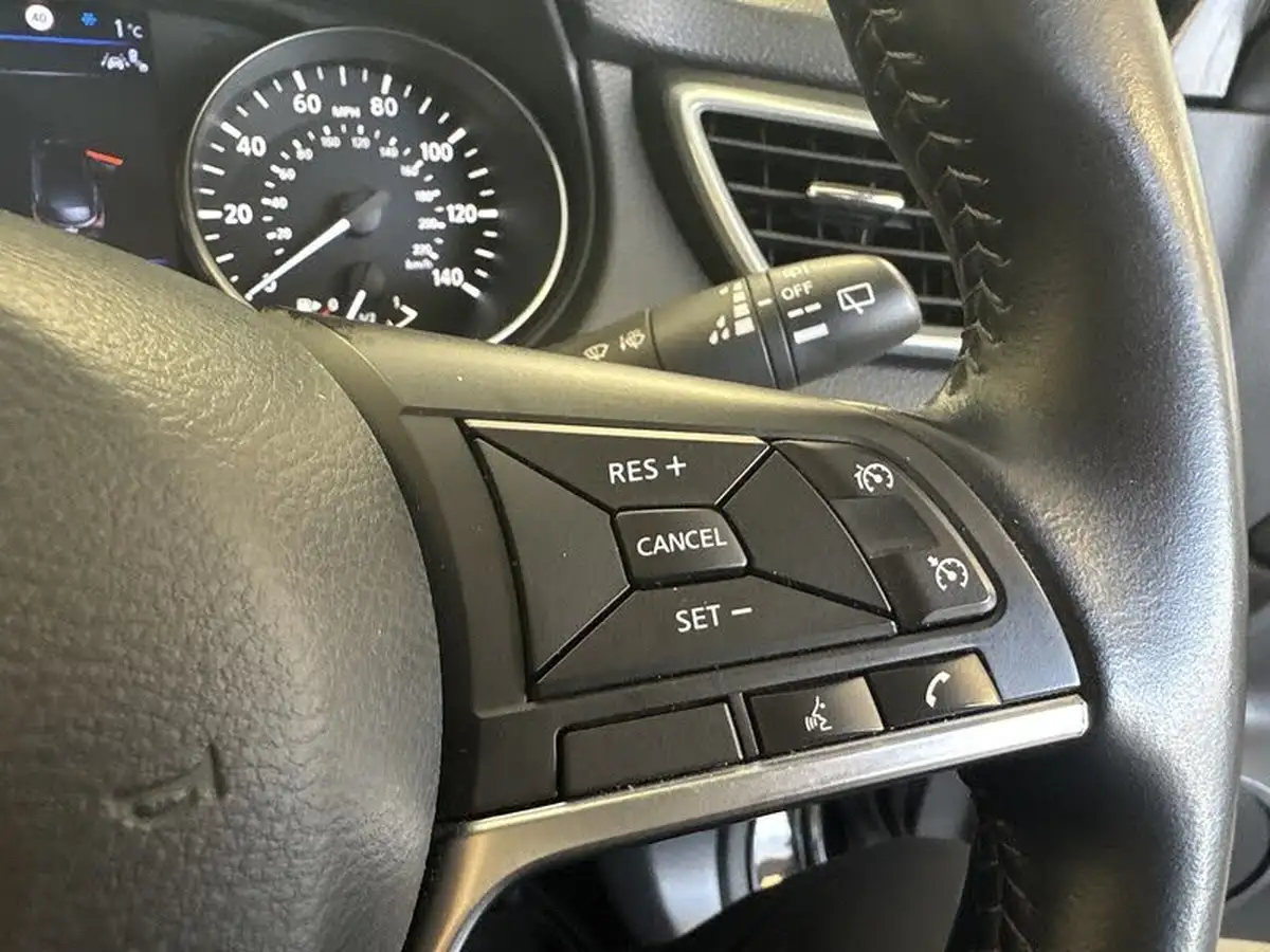 2019-nissan-qashqai-13-dig-t-n-connecta-140ps-big-17