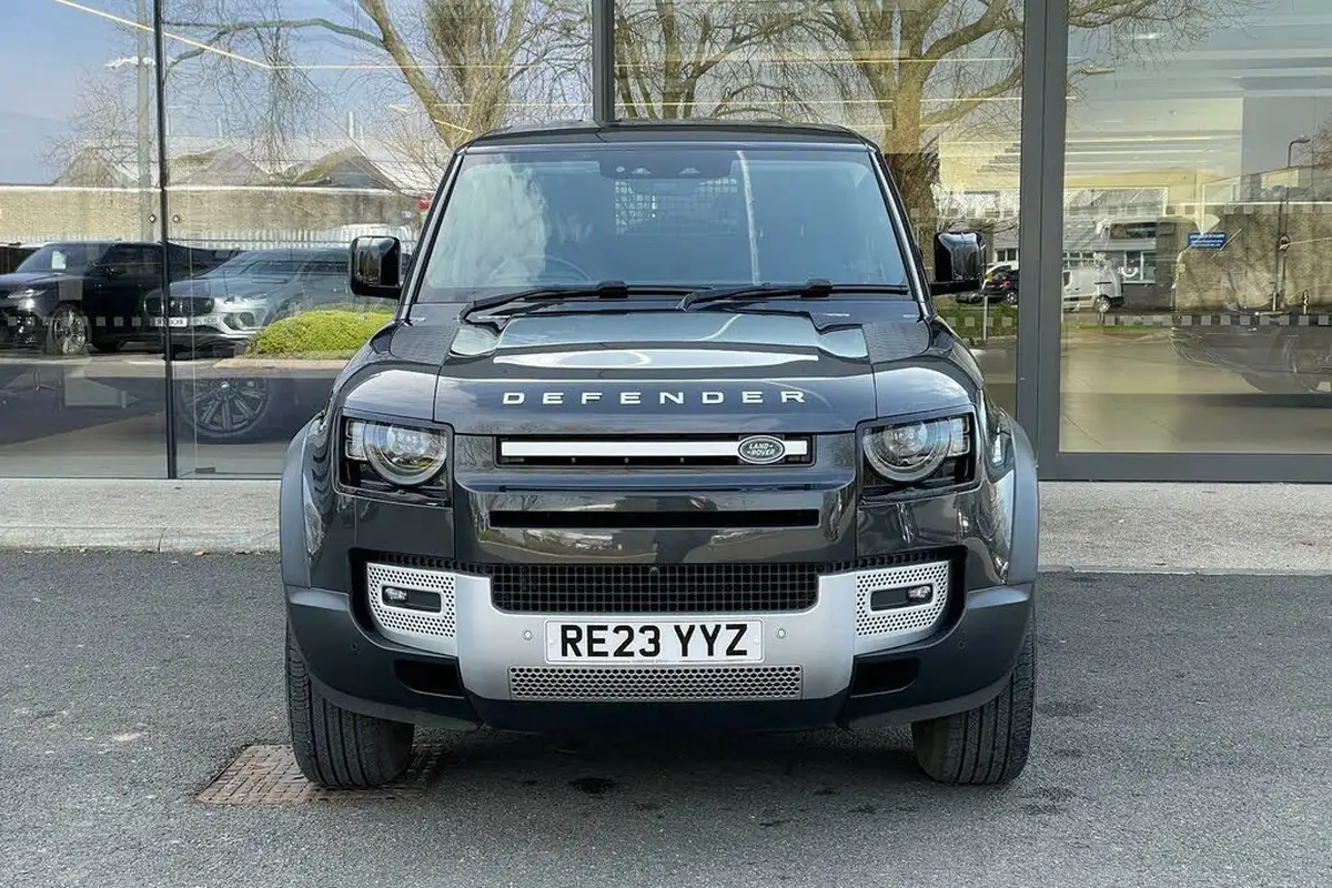 2023-land-rover-90-defender-30-d250-hard-top-se-90-2997cc-big-5