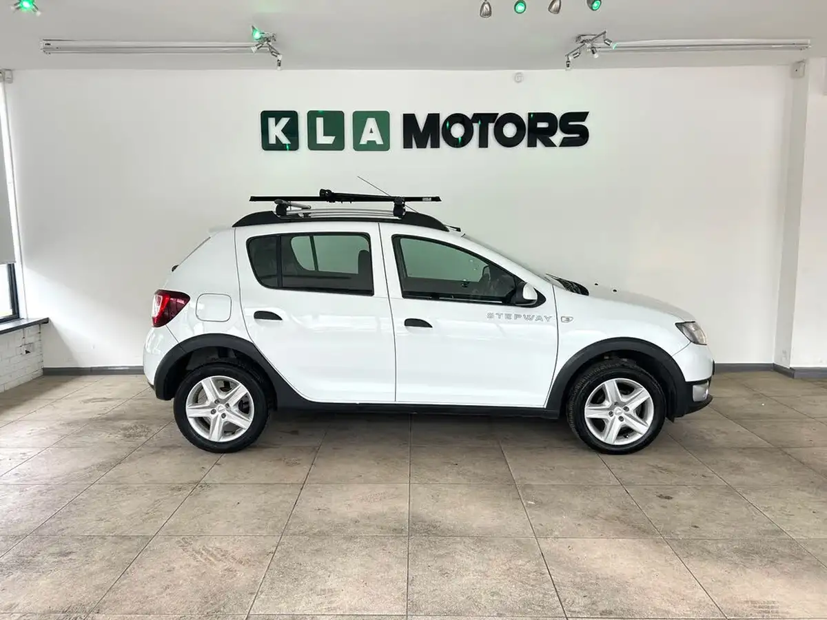 2014-dacia-sandero-stepway-09-ambiance-big-5