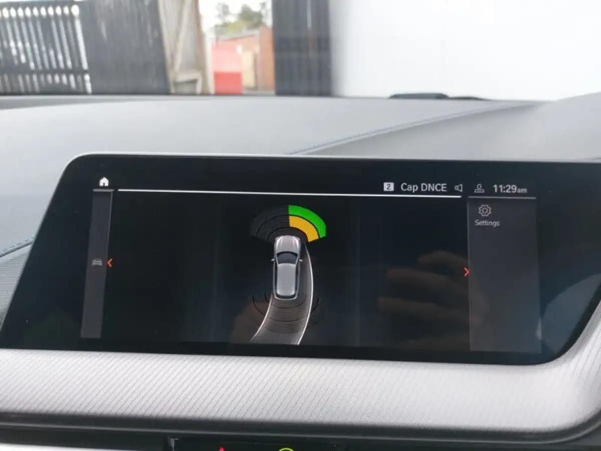 2024-bmw-1-series-15-118i-m-sport-lcp-dct-big-9