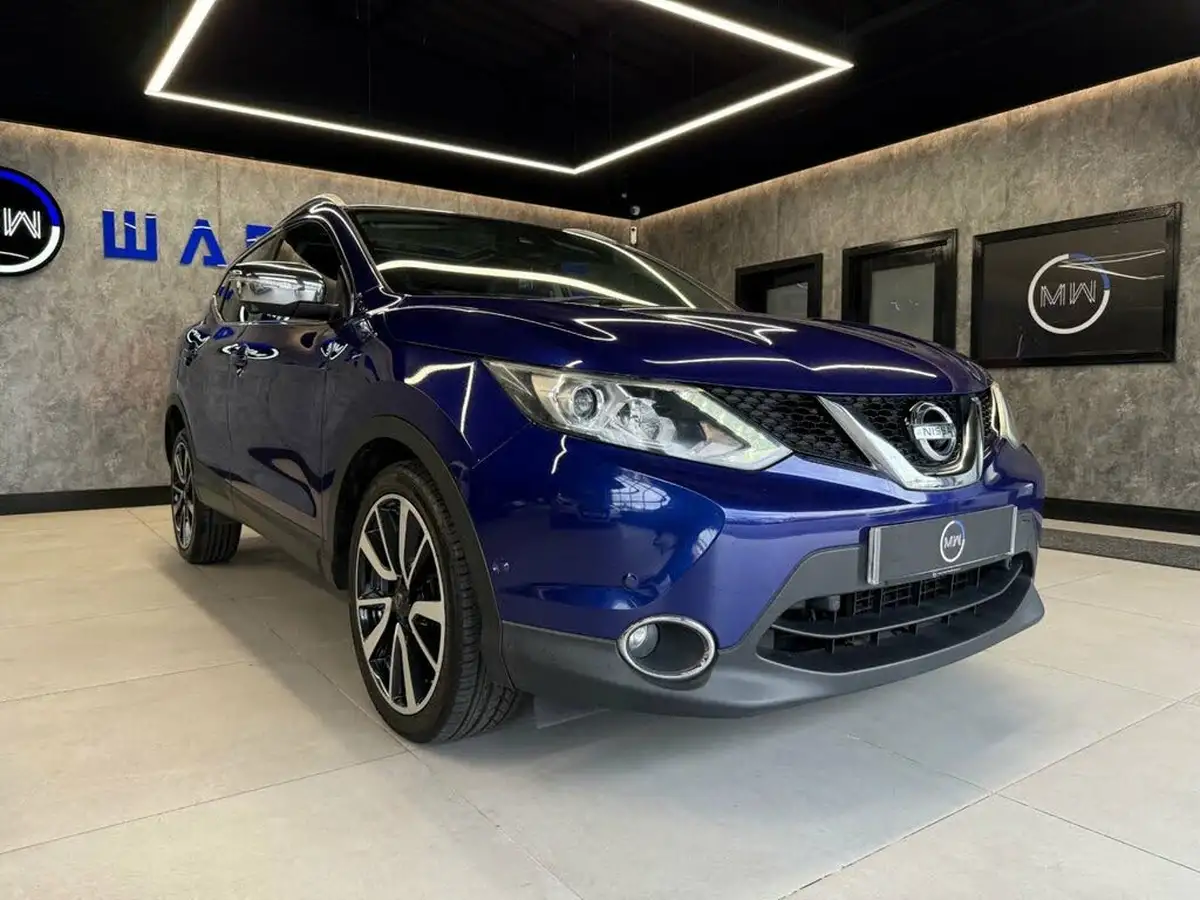 2014-nissan-qashqai-16dci-tekna-4x4-big-9
