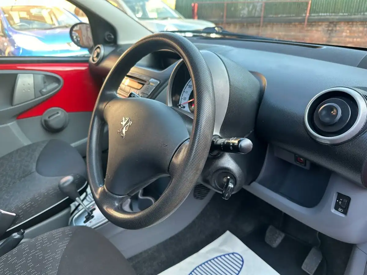 2009-peugeot-107-10-urban-5d-2-tronic-big-13
