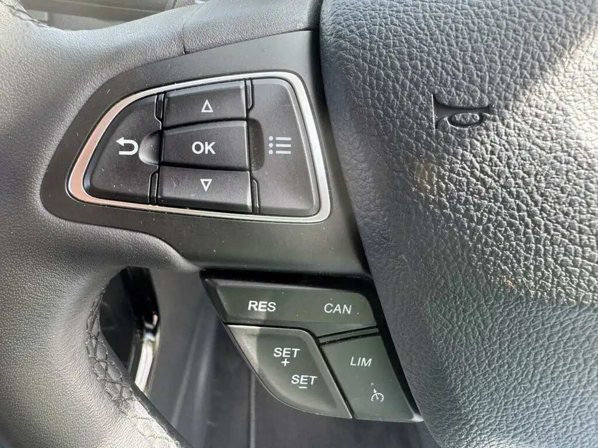 2019-ford-ecosport-10t-titanium-125ps-auto-big-44