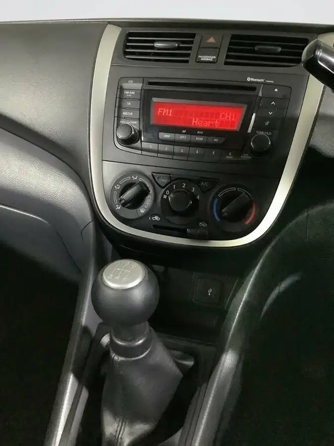 2015-suzuki-celerio-10-sz3-big-17