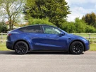 2022-tesla-model-y-e-long-range-small-7